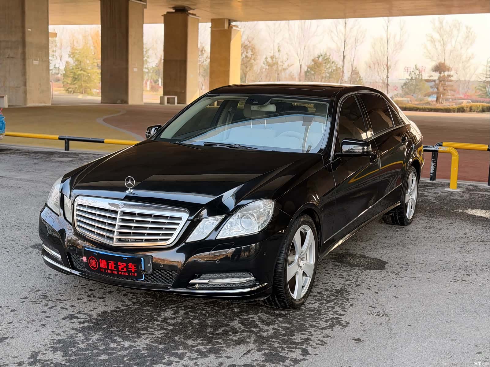 Mercedes-Benz E-Class, 2013 1