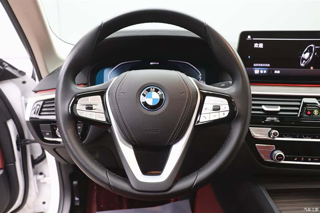 BMW 5 Series, 2023 16