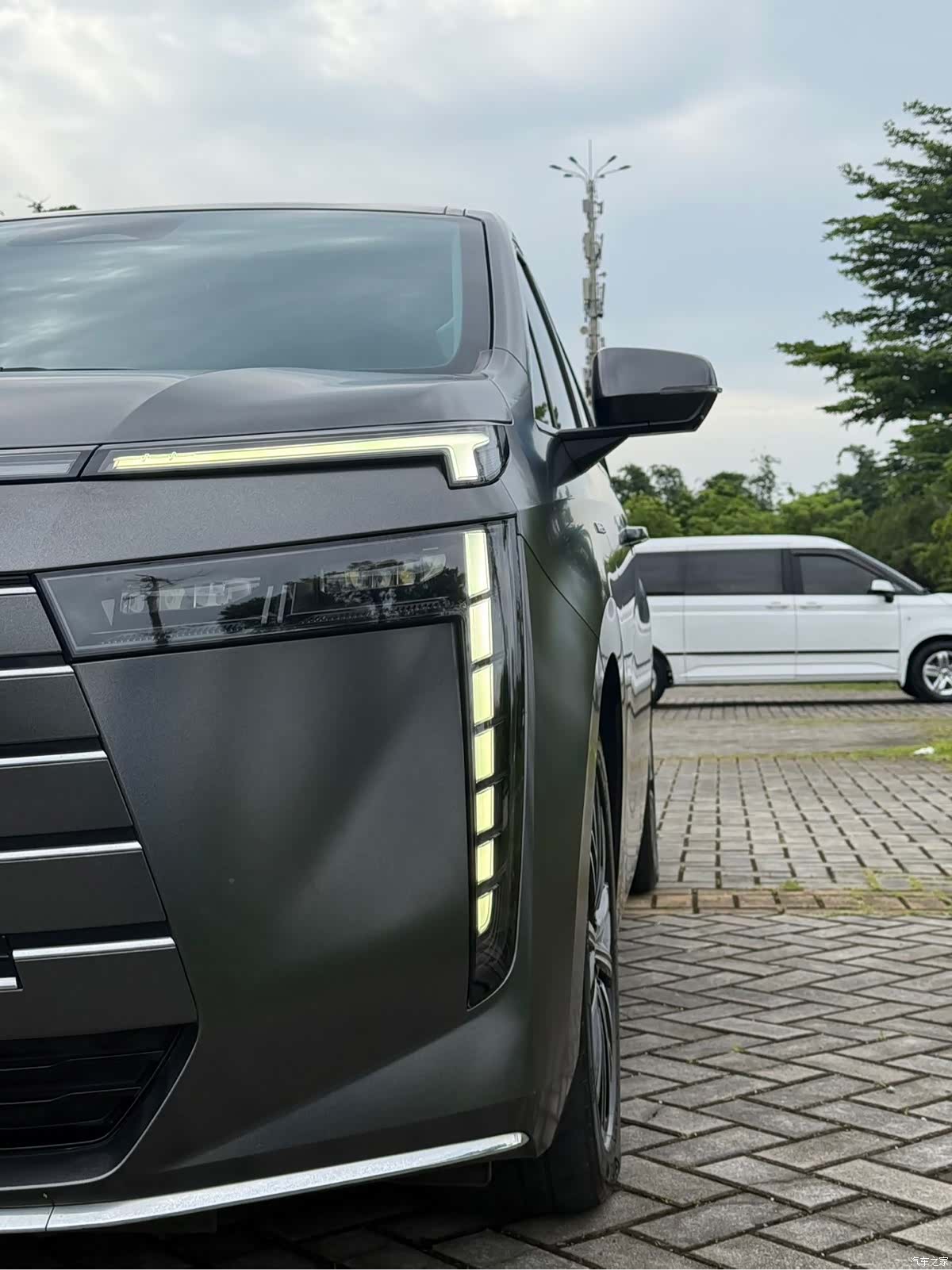 Trumpchi E8, 2024 4