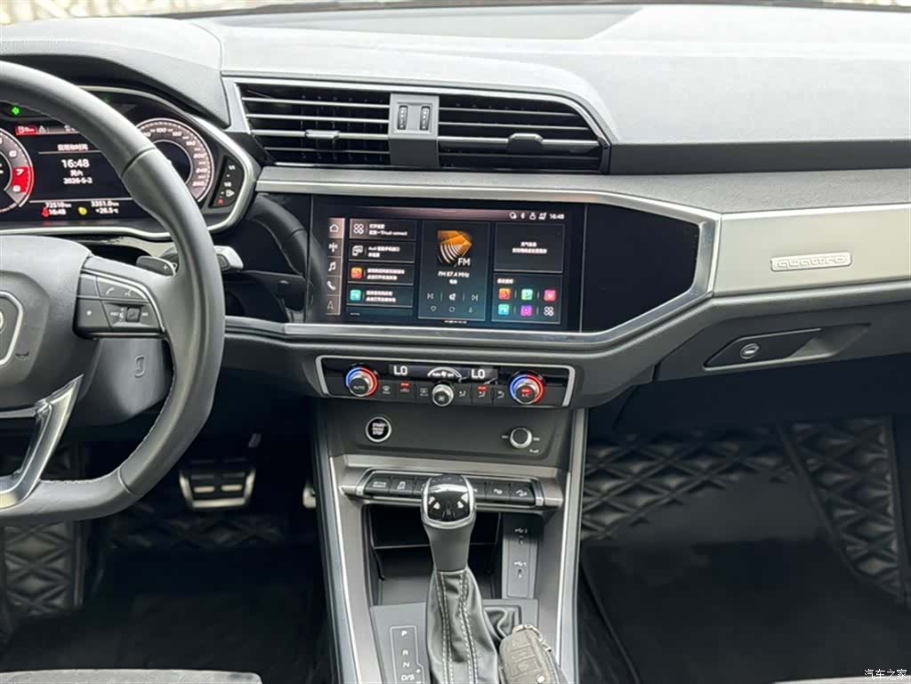 Audi Q3, 2022 6