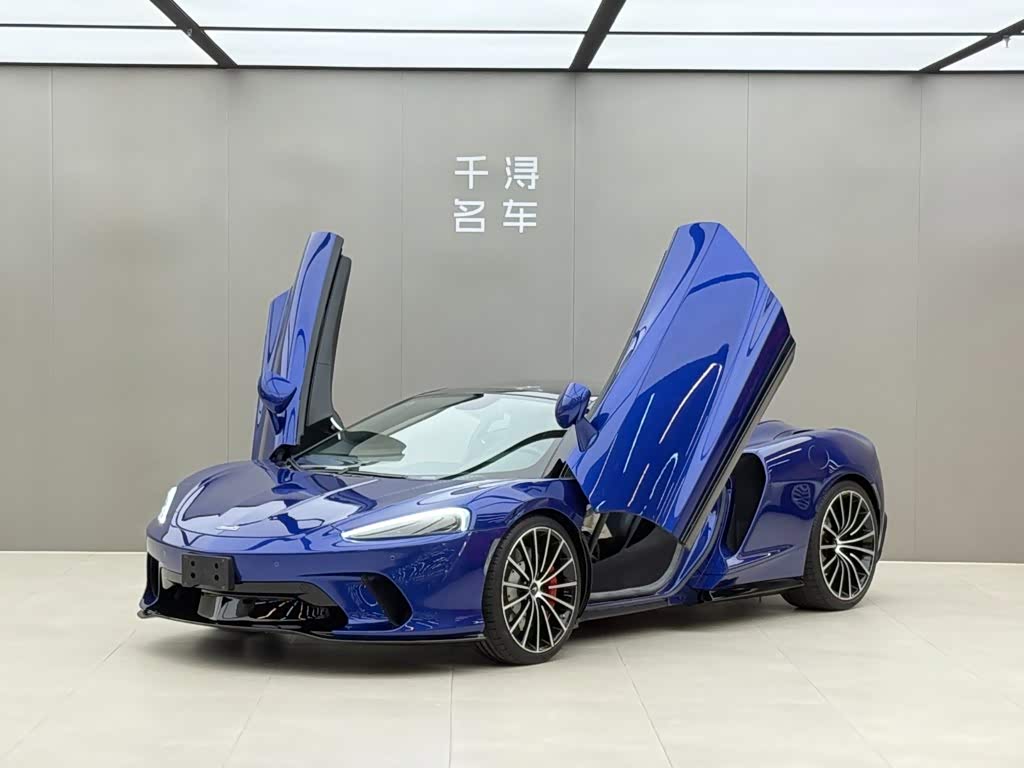 McLaren GT