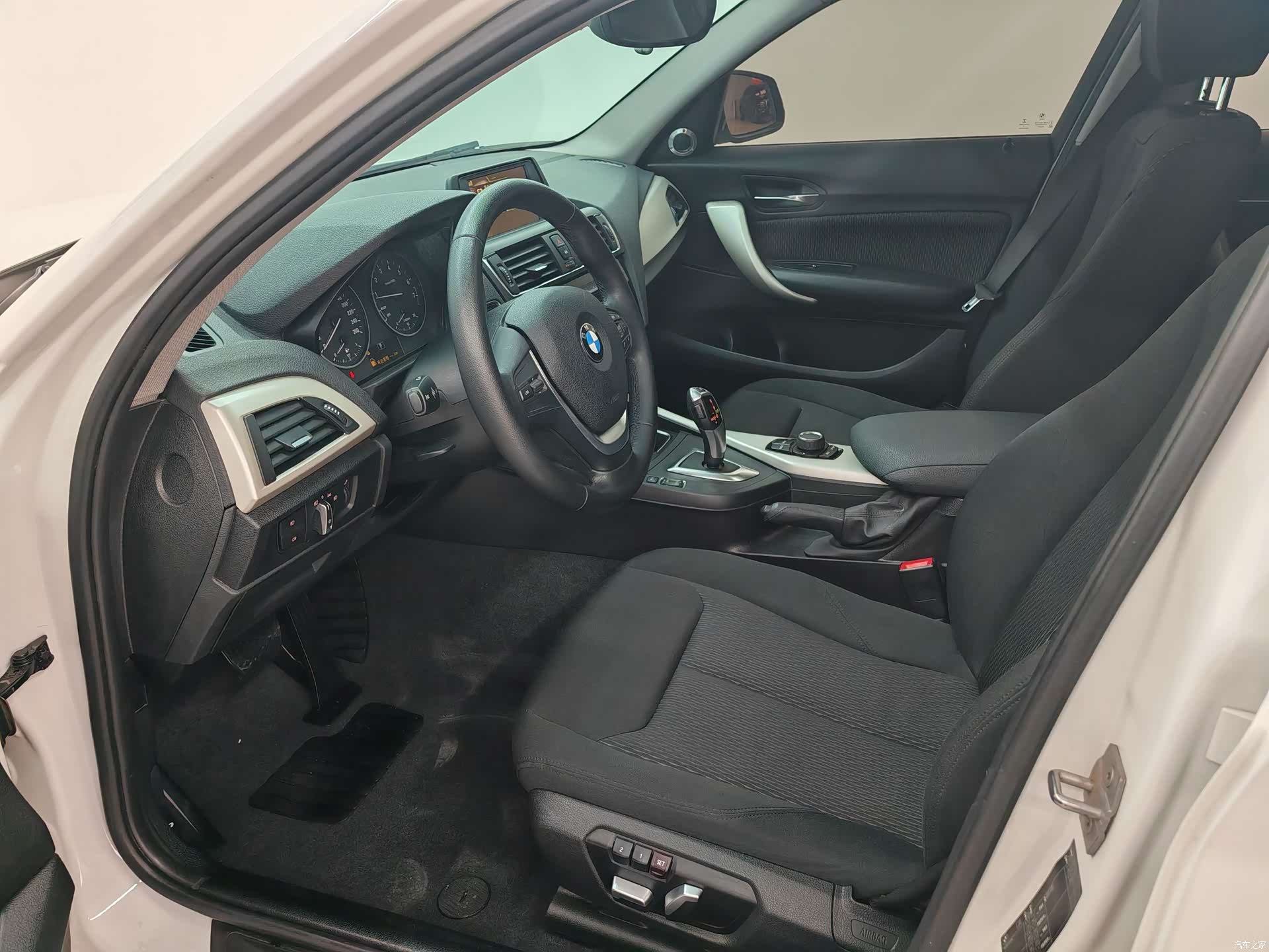 BMW 1 Series, 2016 9