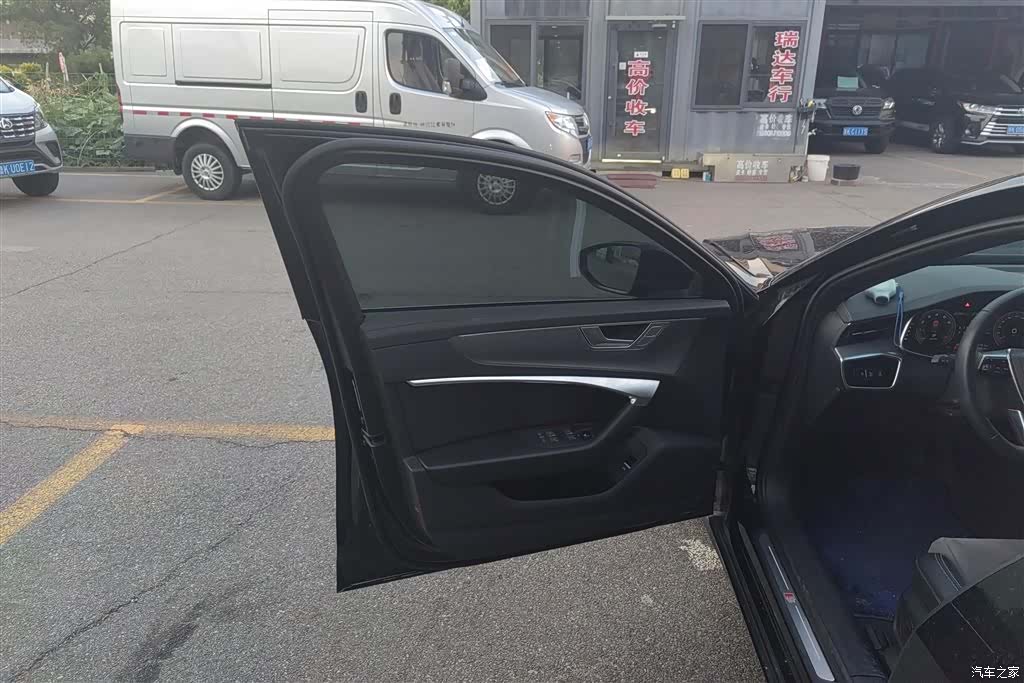 Audi A6L, 2023 7