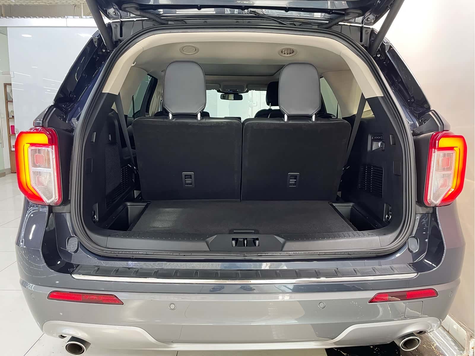 Ford Explorer, 2021 26