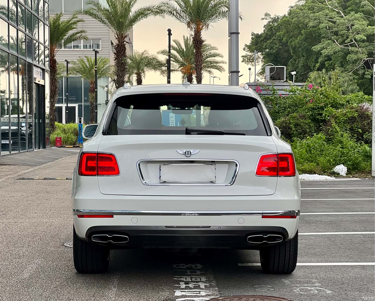 Bentley Bentayga, 2020 17