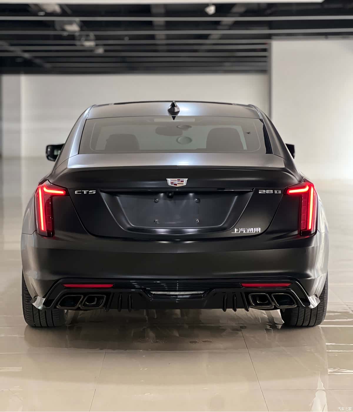 Cadillac CT5, 2022 все фото