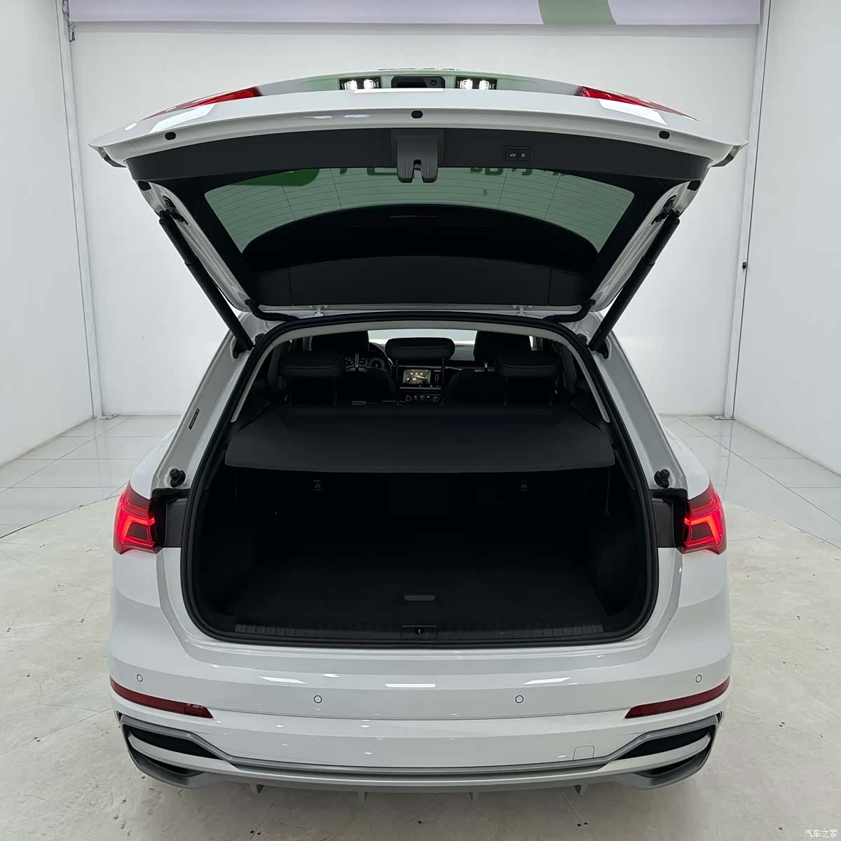 Audi Q3, 2023 15