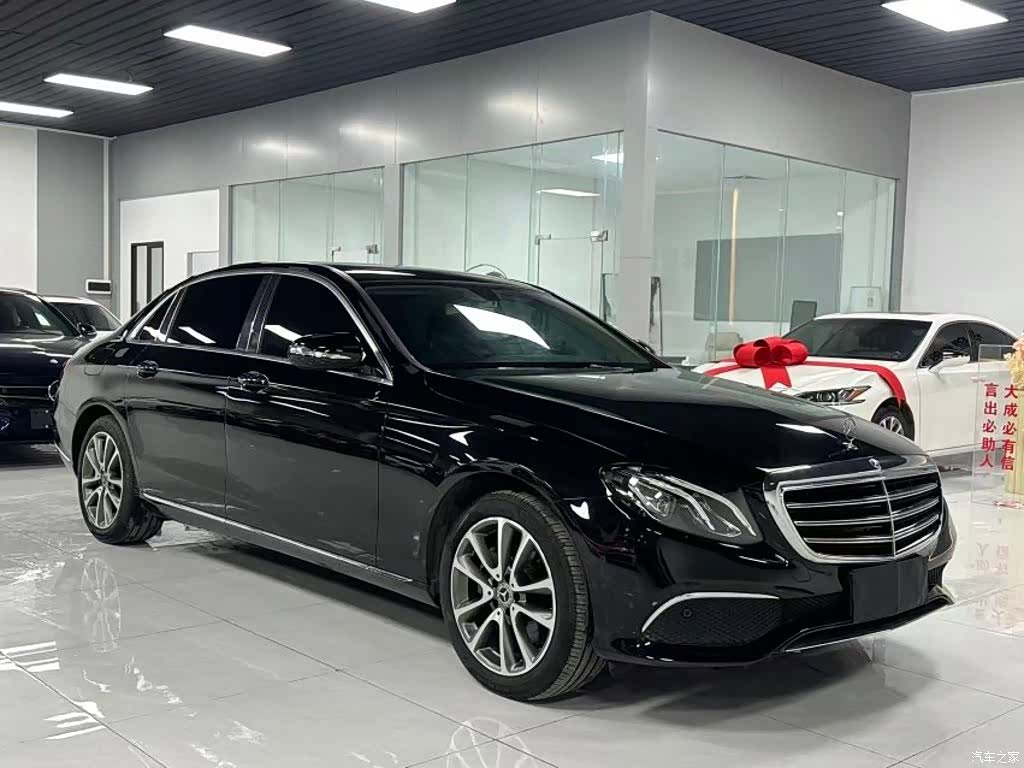 Mercedes-Benz E-Class, 2019 3