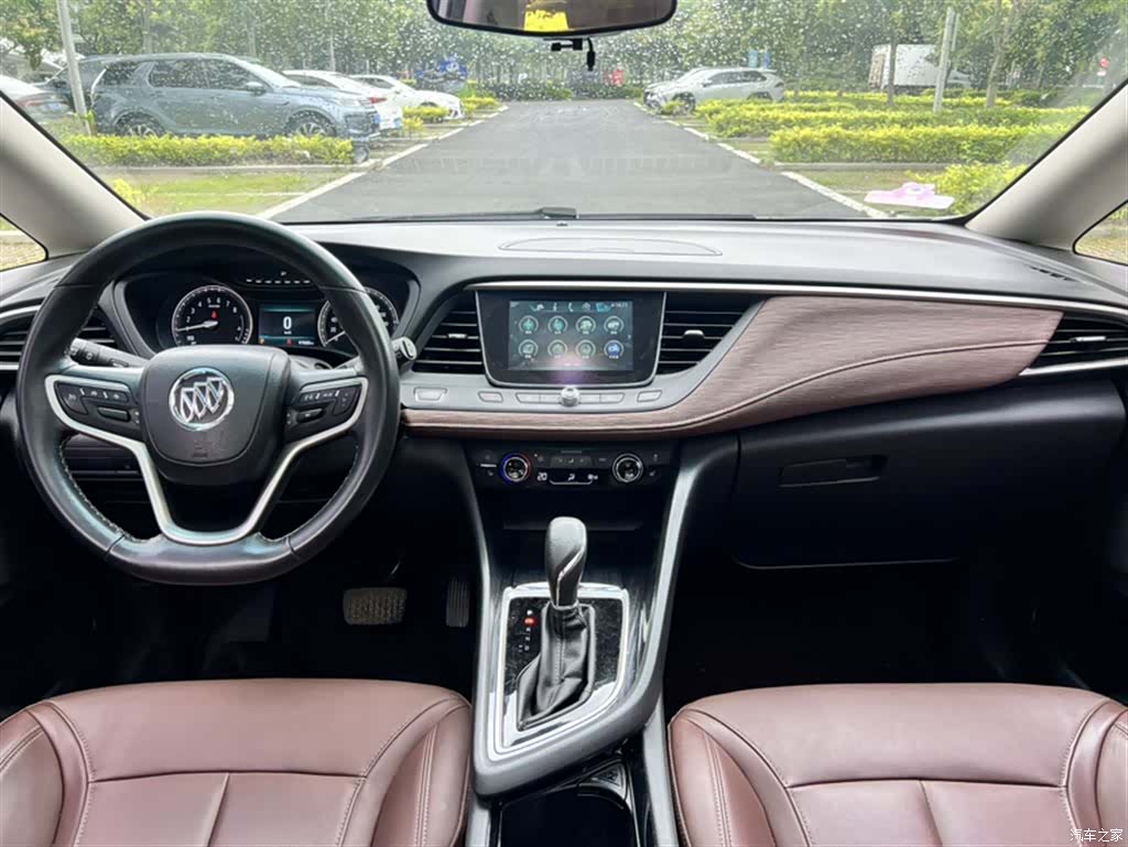 Buick GL6, 2021 13