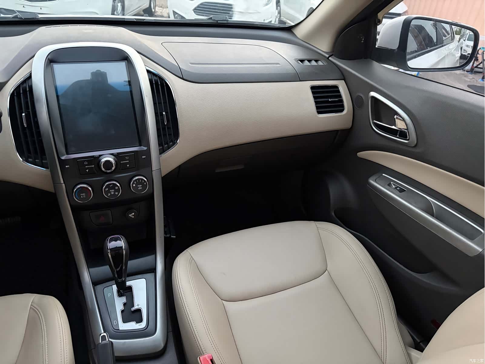 Wuling 630, 2012 12