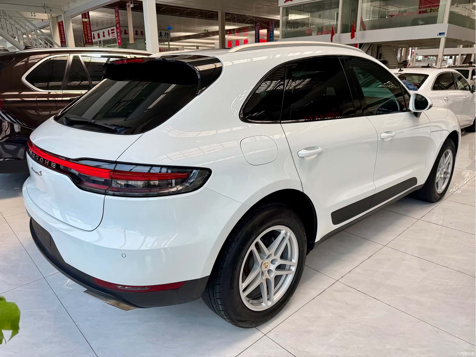 Porsche Macan, 2019 3