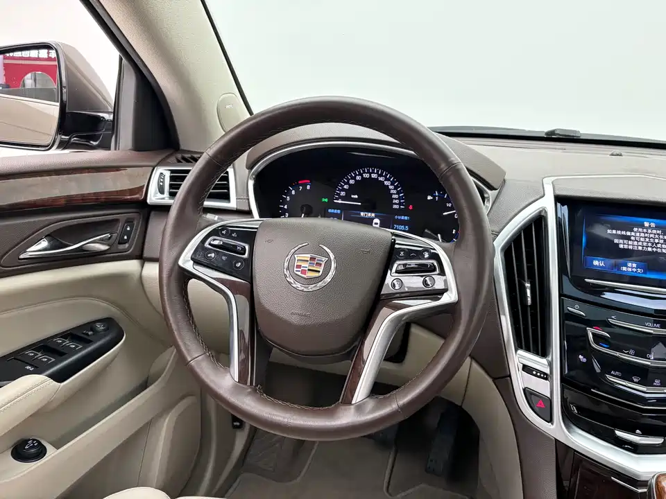 Cadillac SRX