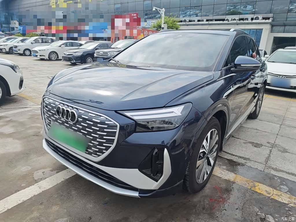 Audi Q4 e-tron, 2023 2