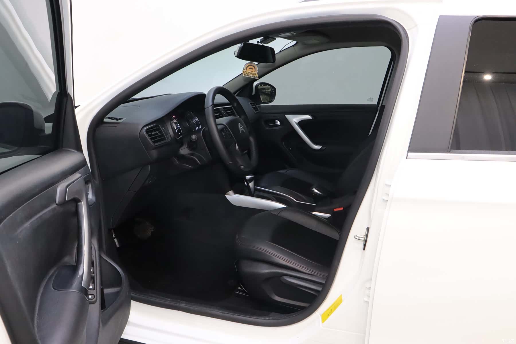 Citroen C3-XR, 2017 9