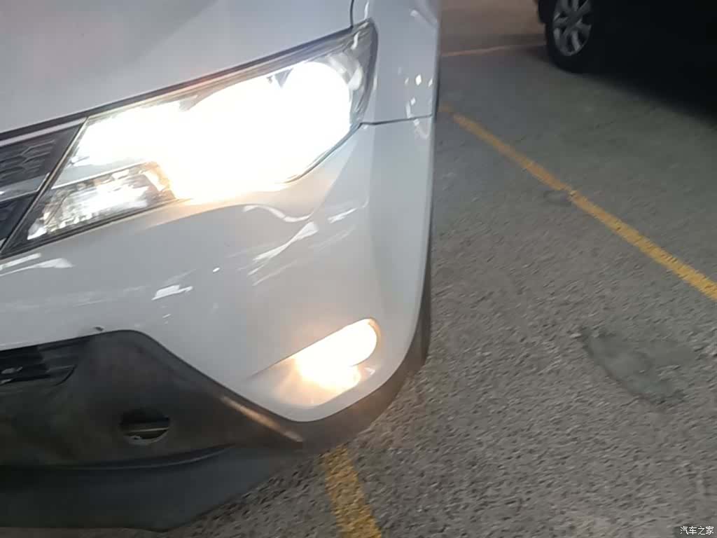 Toyota RAV4, 2016 24