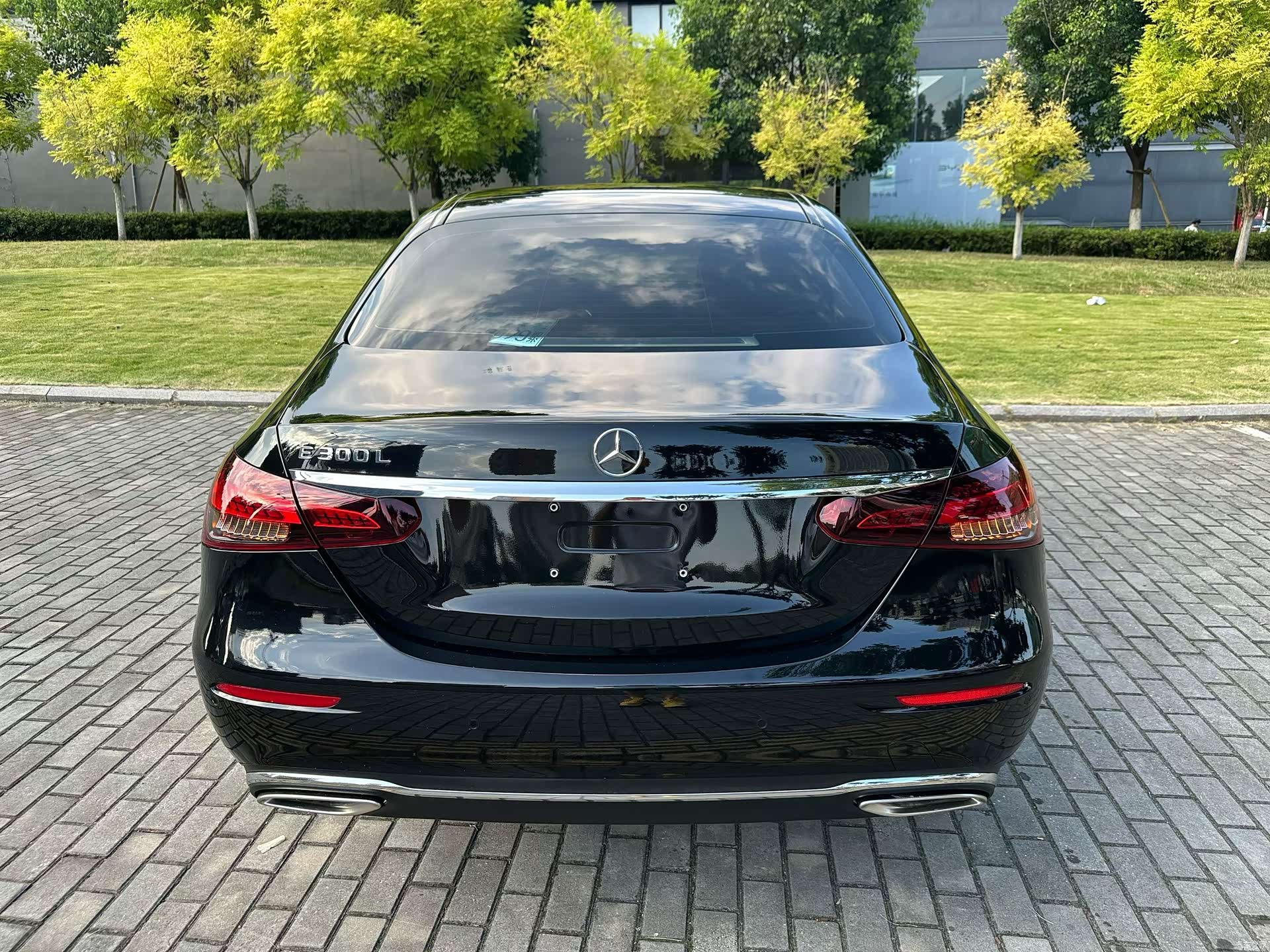 Mercedes-Benz E-Class, 2023 8