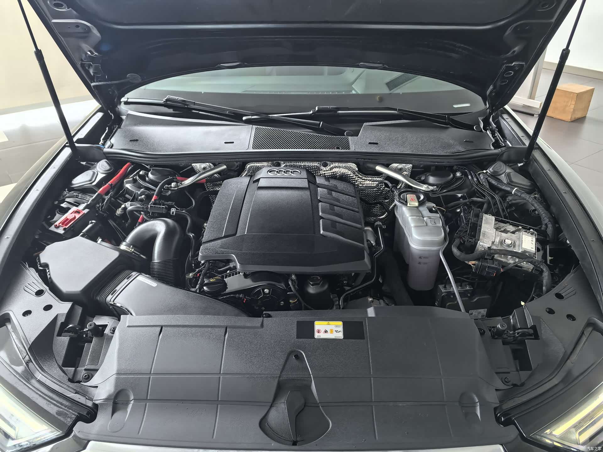 Audi A6L, 2021 11