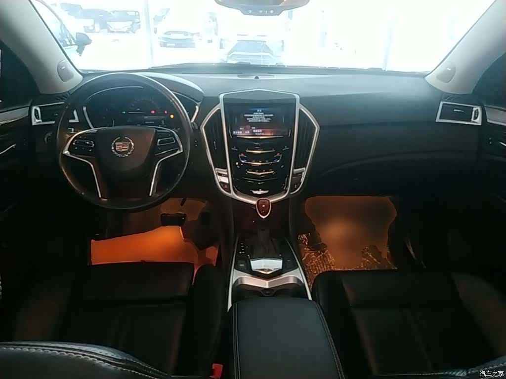 Cadillac SRX, 2016 10