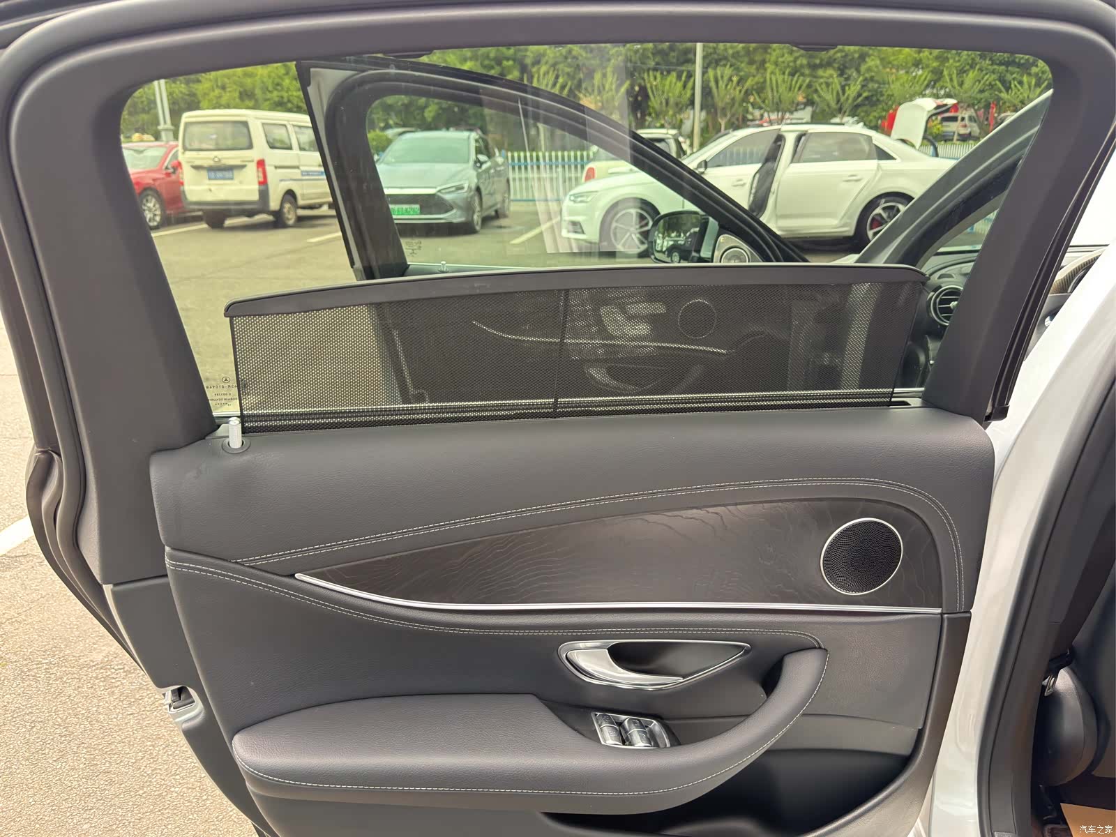 Mercedes-Benz E-Class, 2016 15