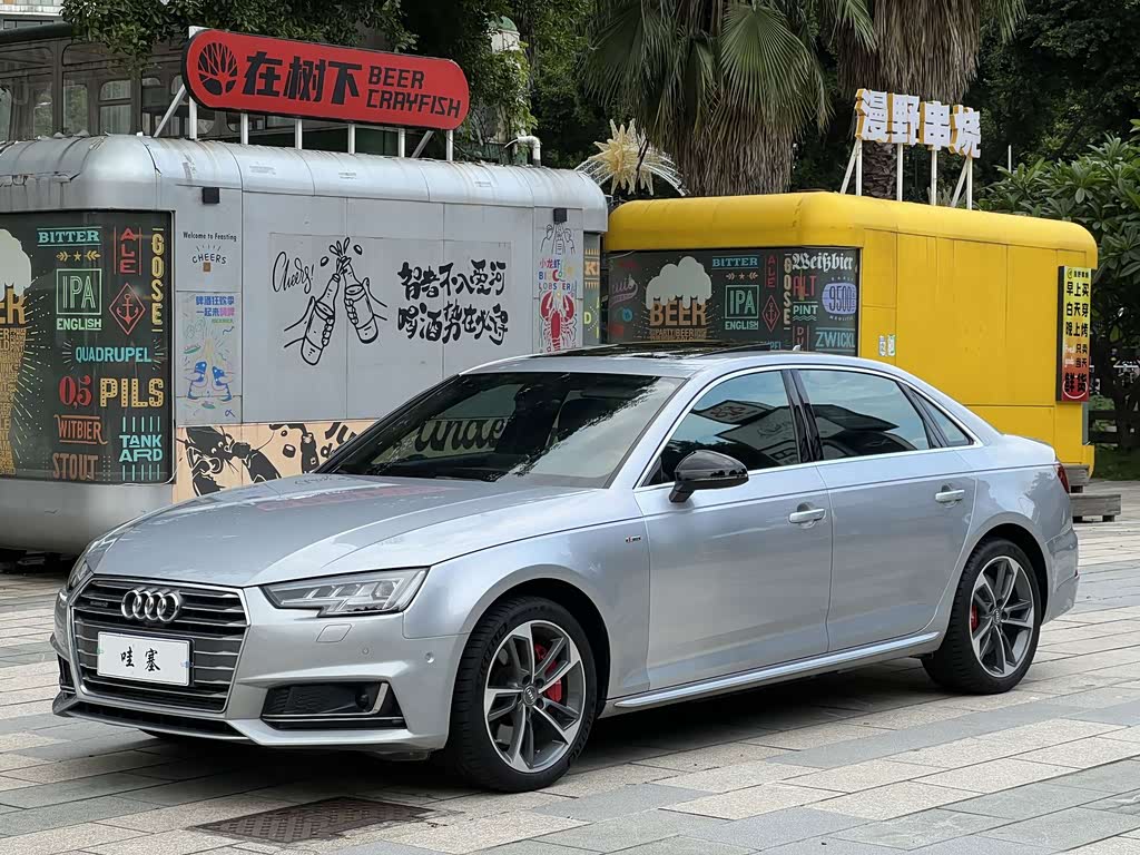 Audi A4L 2018 30 45 TFSI quattro Sport