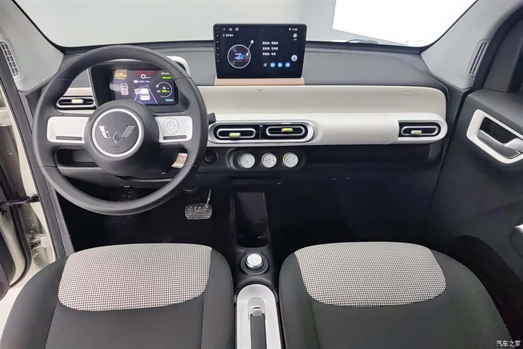 Wuling MINIEV, 2024 12