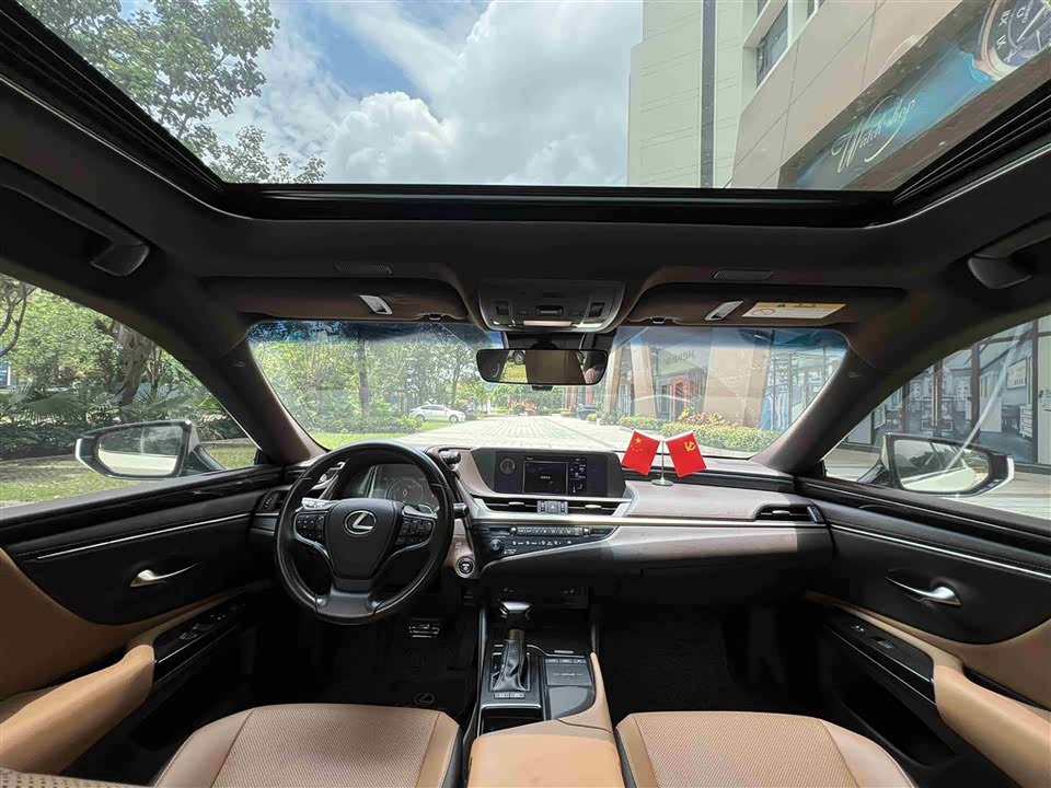 Lexus ES Lexus ES