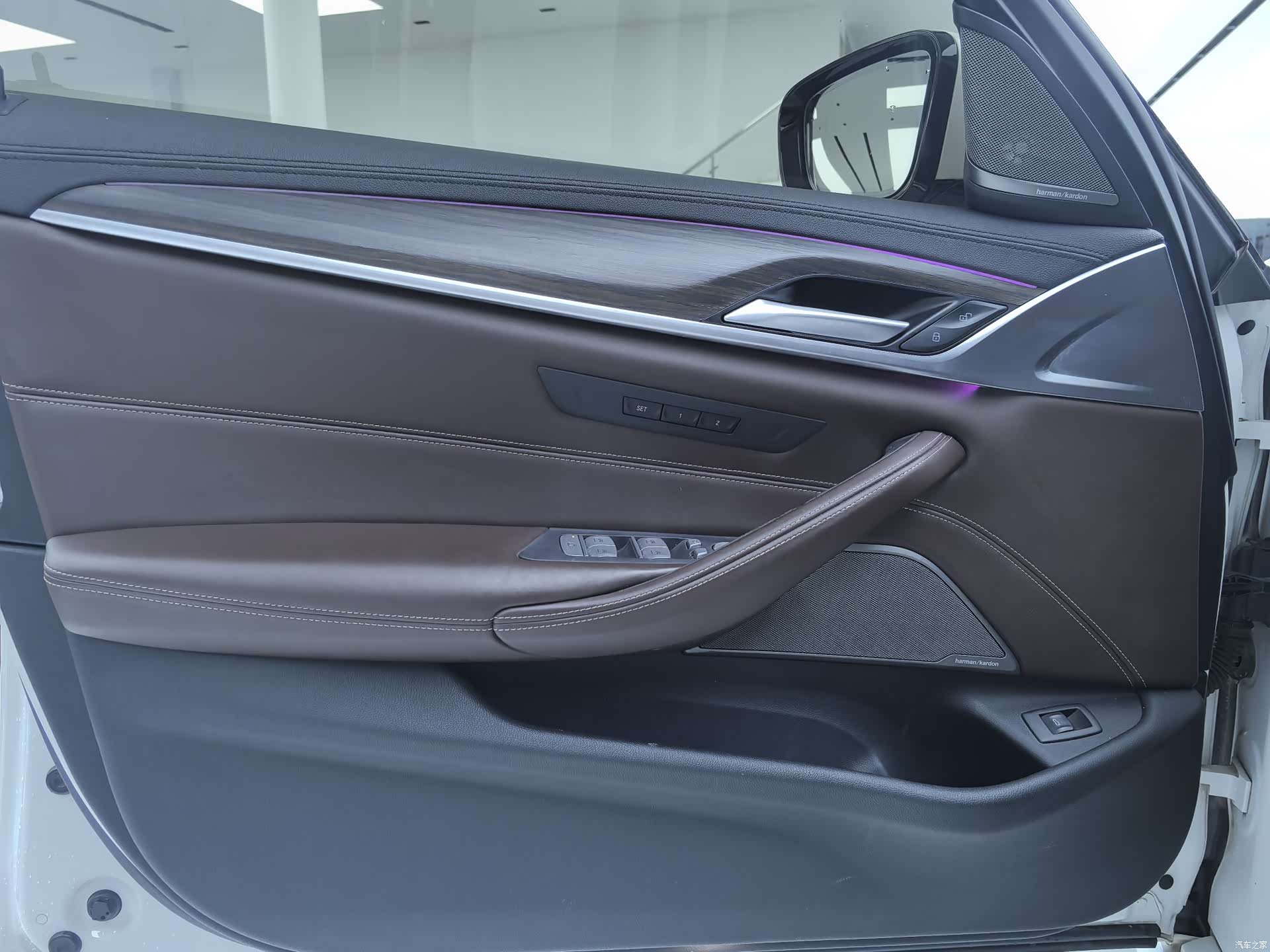 BMW 5 Series, 2019 все фото