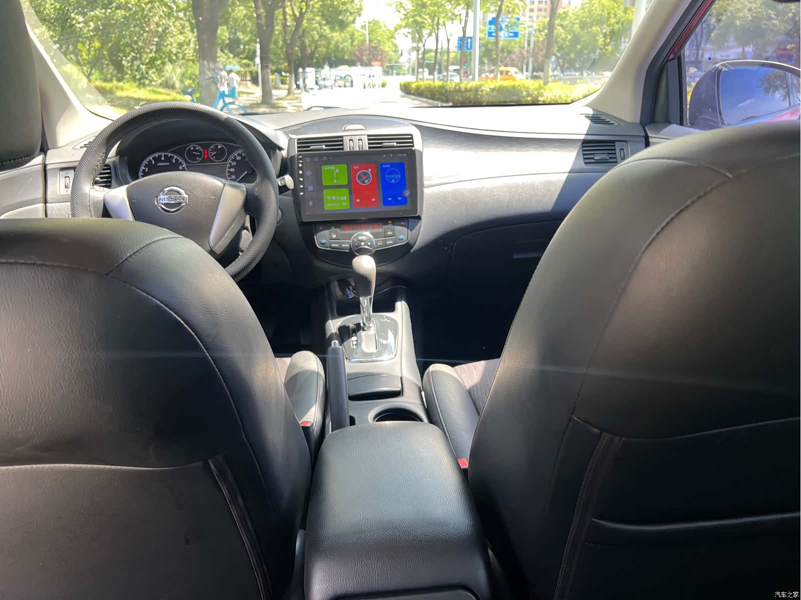Nissan Tiida, 2011 14