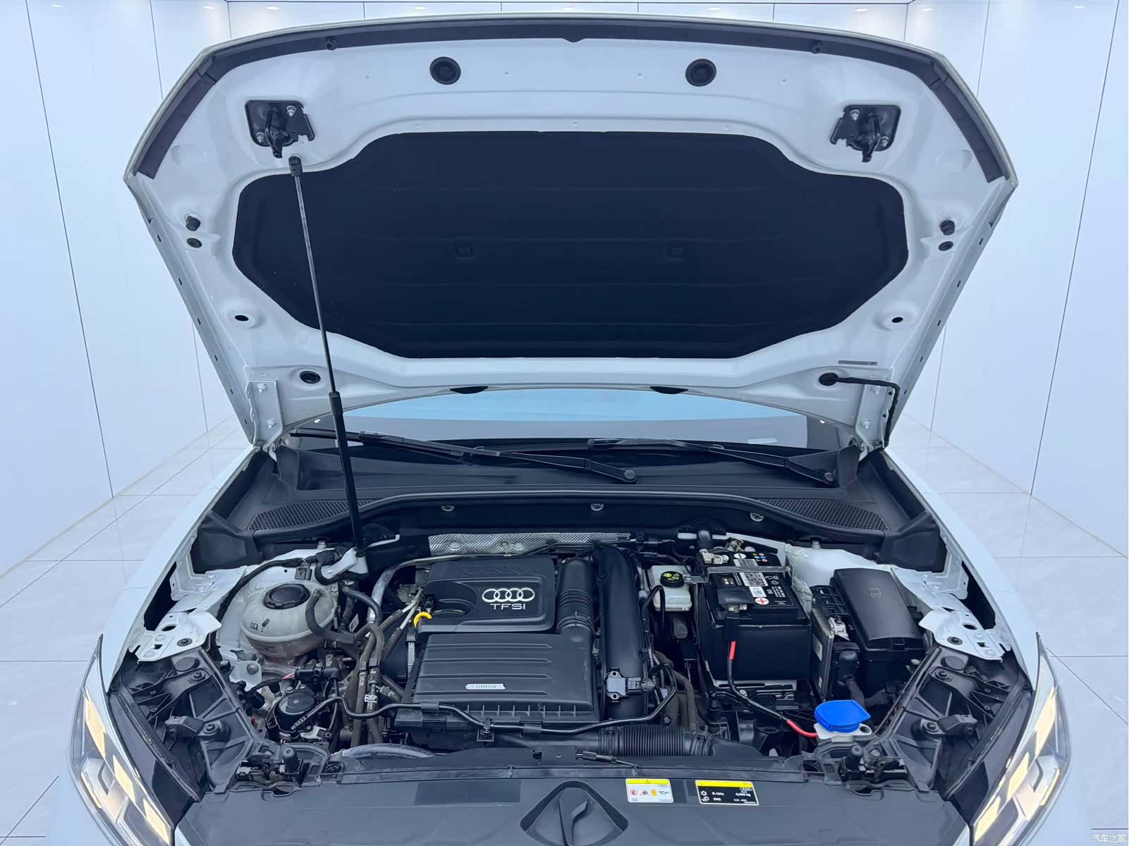 Audi Q2L, 2022 16