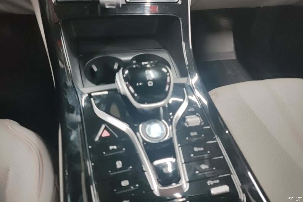 BYD Qin, 2024 16