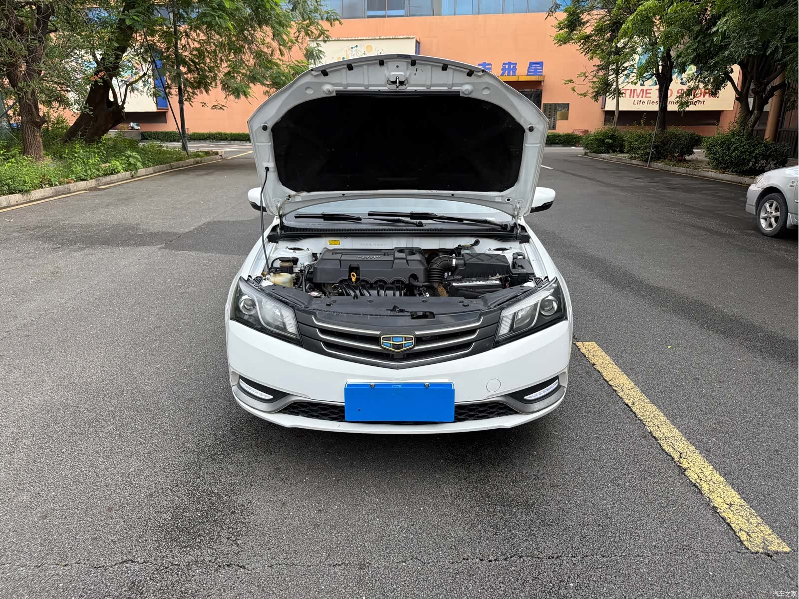 Geely Emgrand, 2015 16