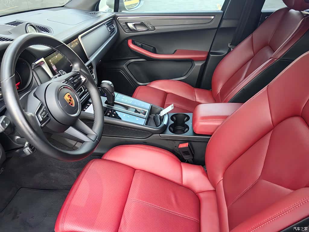 Porsche Macan, 2023 4