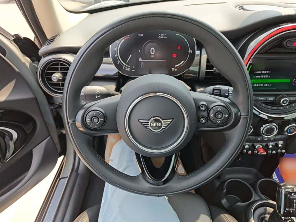 Mini ONE, 2021 11