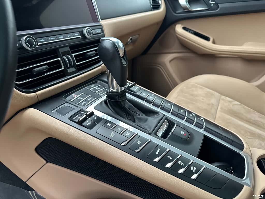 Porsche Macan, 2020 15