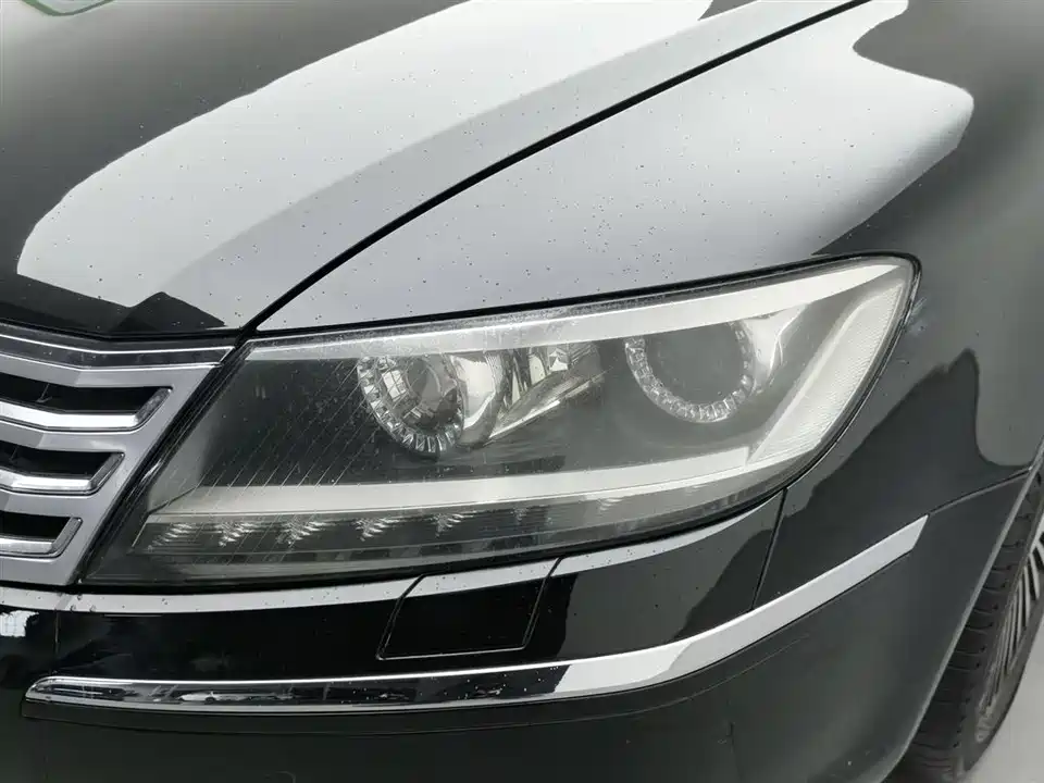 Volkswagen Phaeton