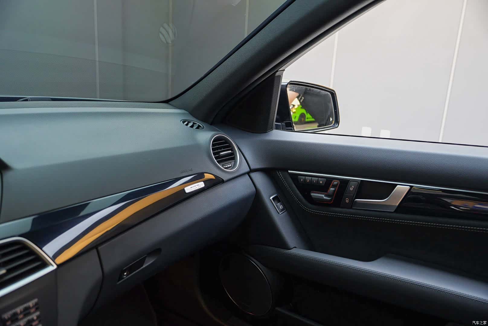Mercedes-Benz C-Class, 2014 9