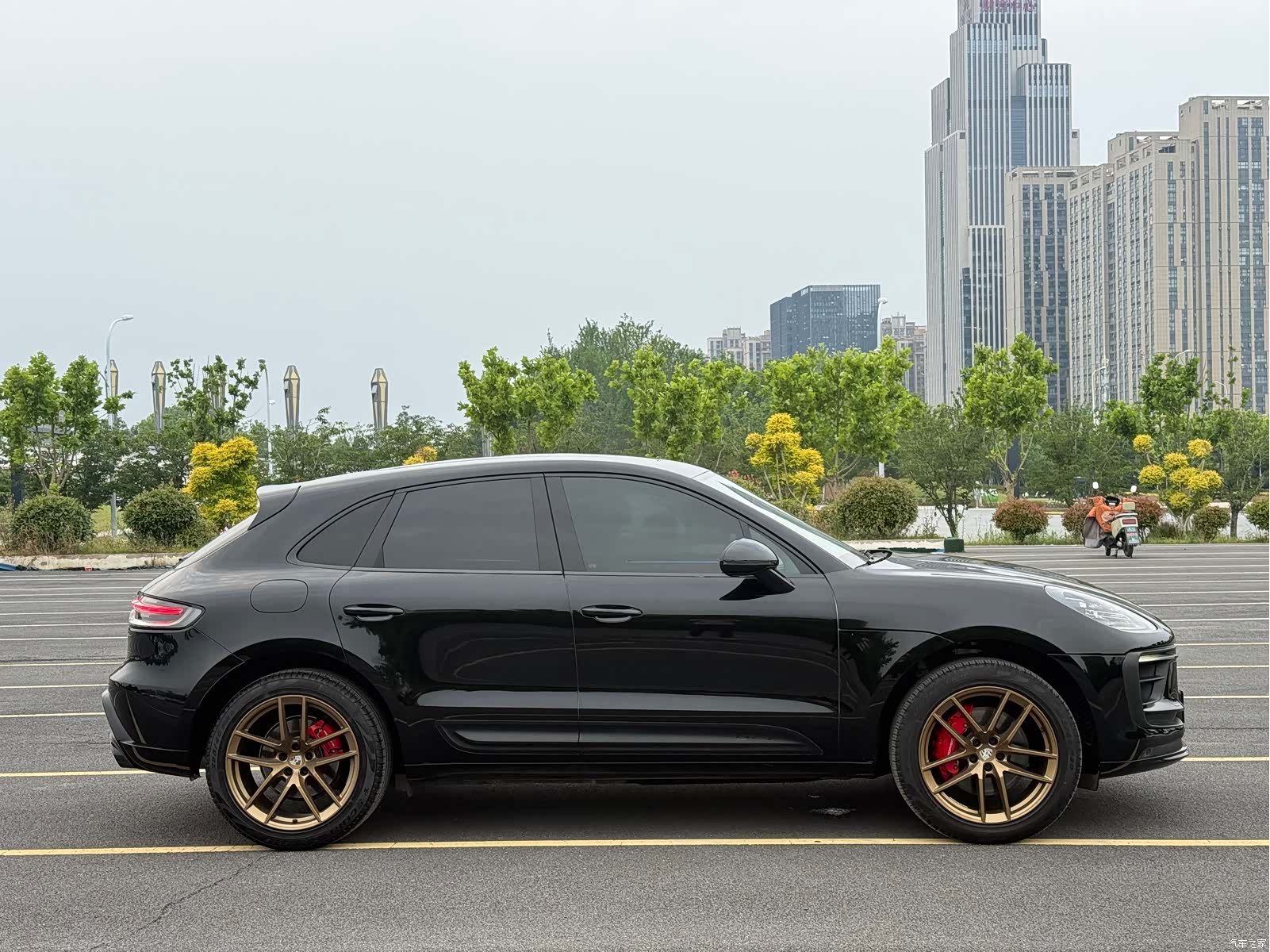 Porsche Macan, 2022 4