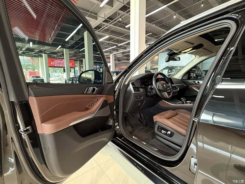 BMW X5, 2021 28