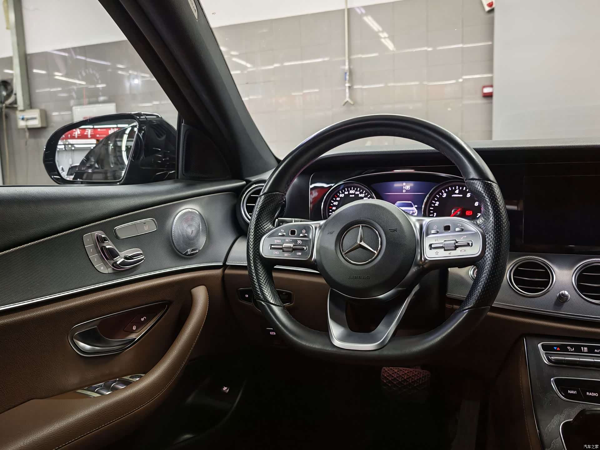 Mercedes-Benz E-Class, 2018 13
