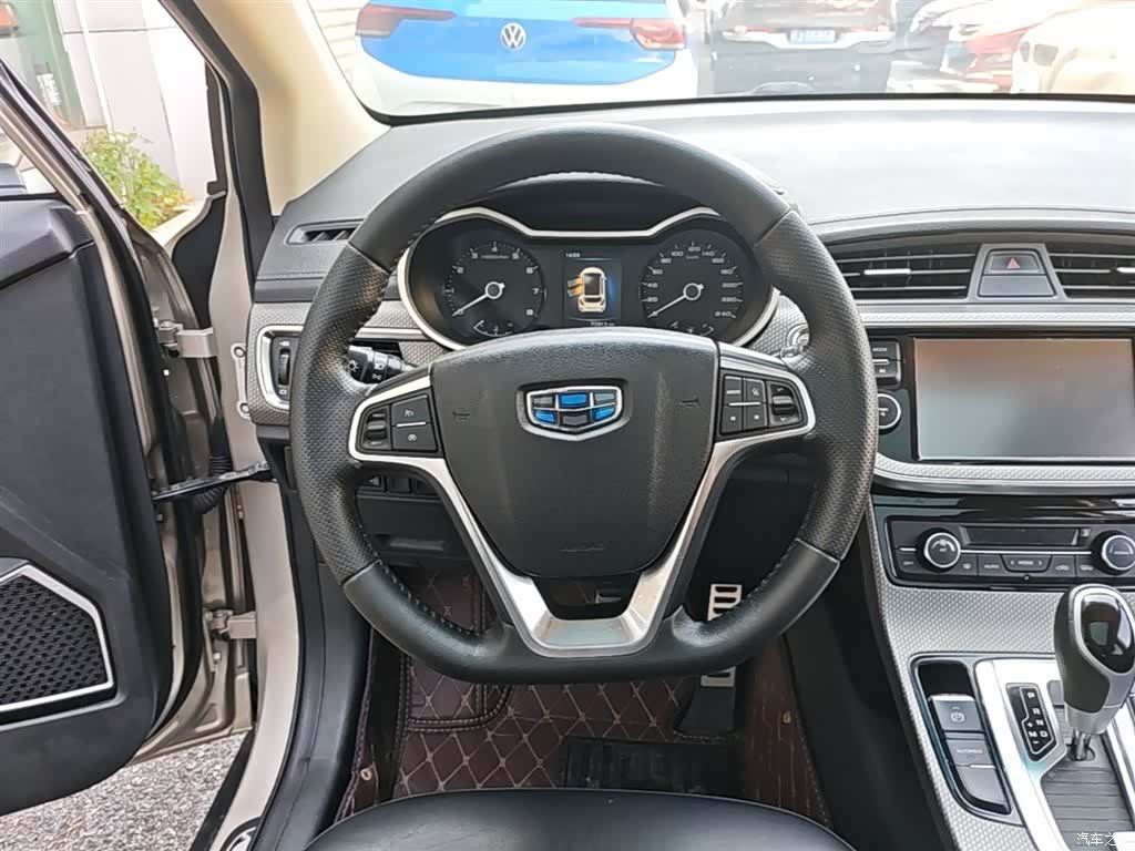 Geely Emgrand, 2018 11