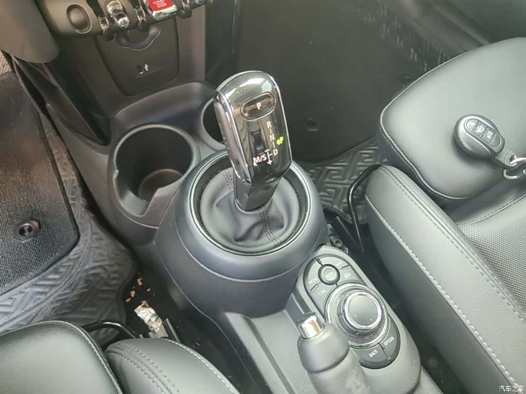 Mini Cooper, 2022 14