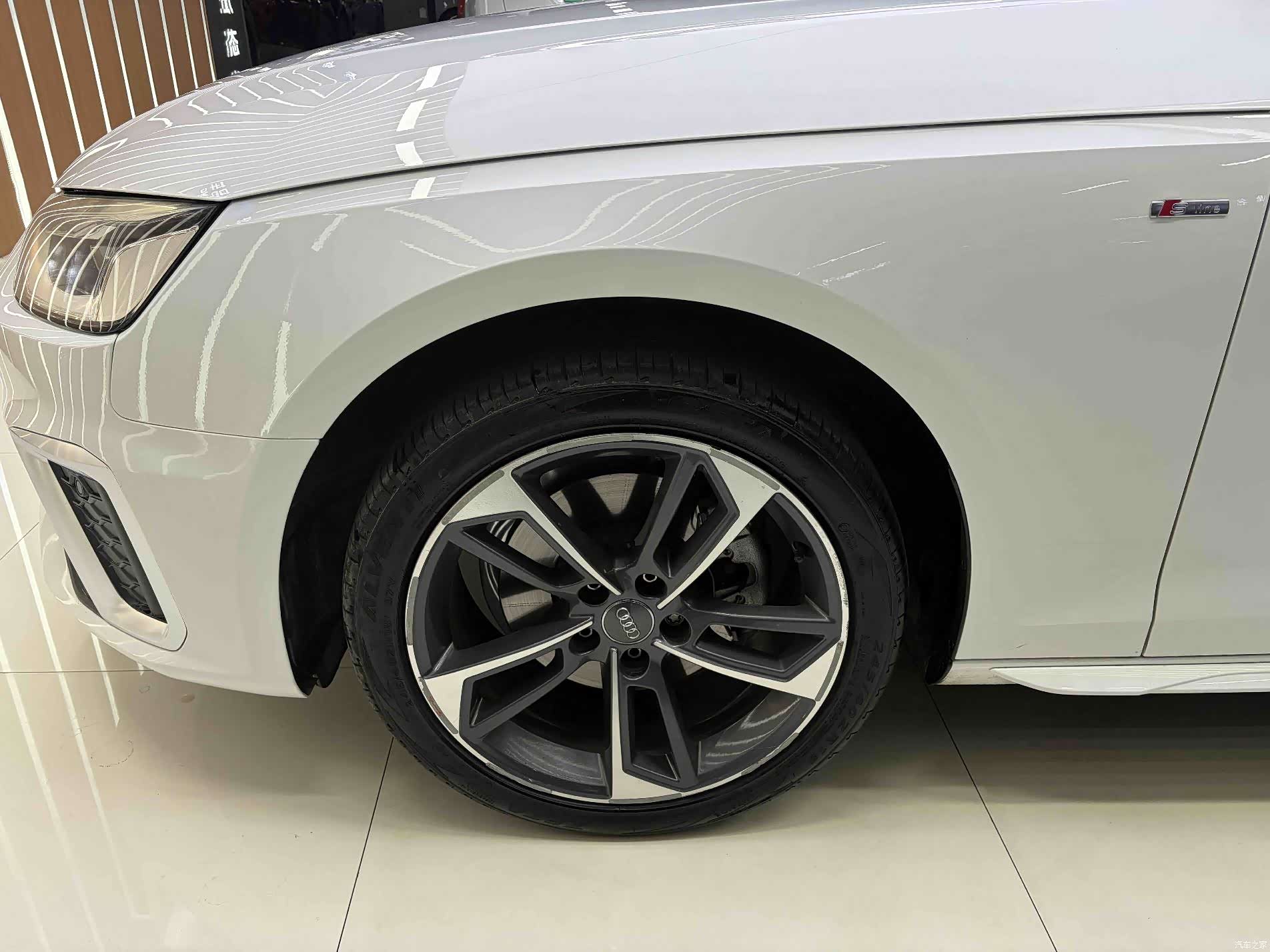 Audi A4L, 2020 14
