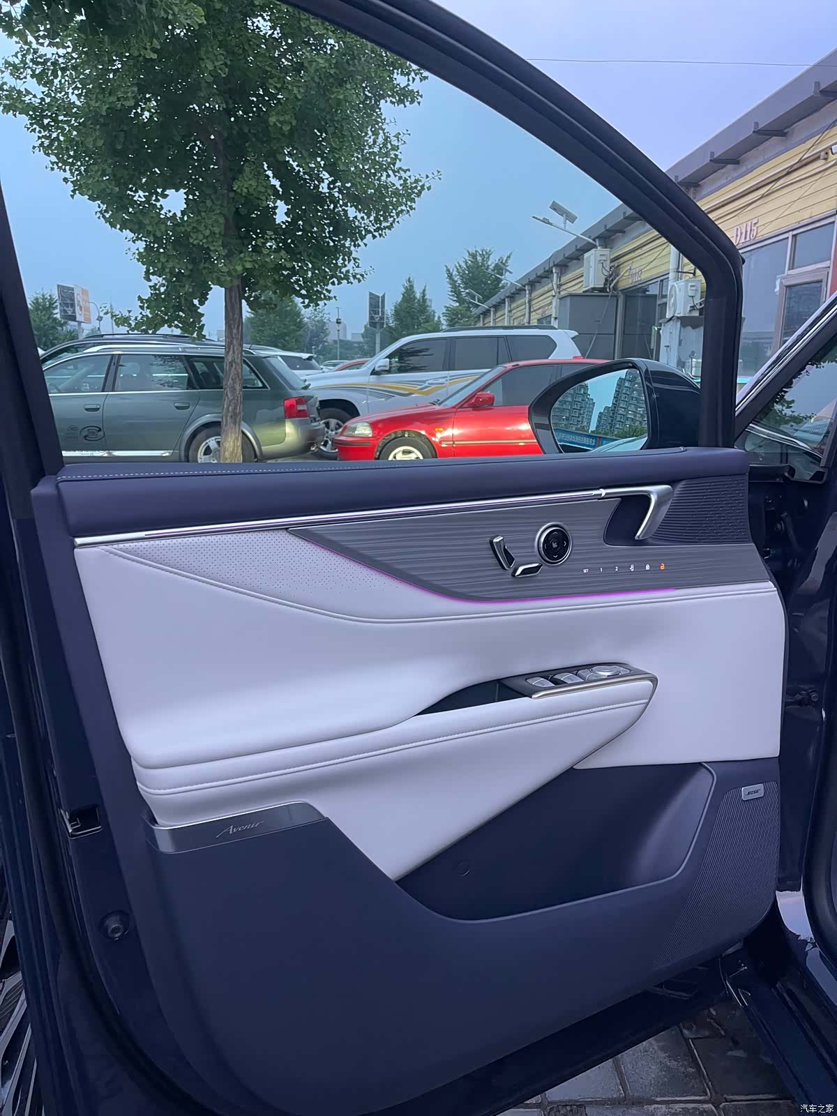 Buick GL8, 2025 6