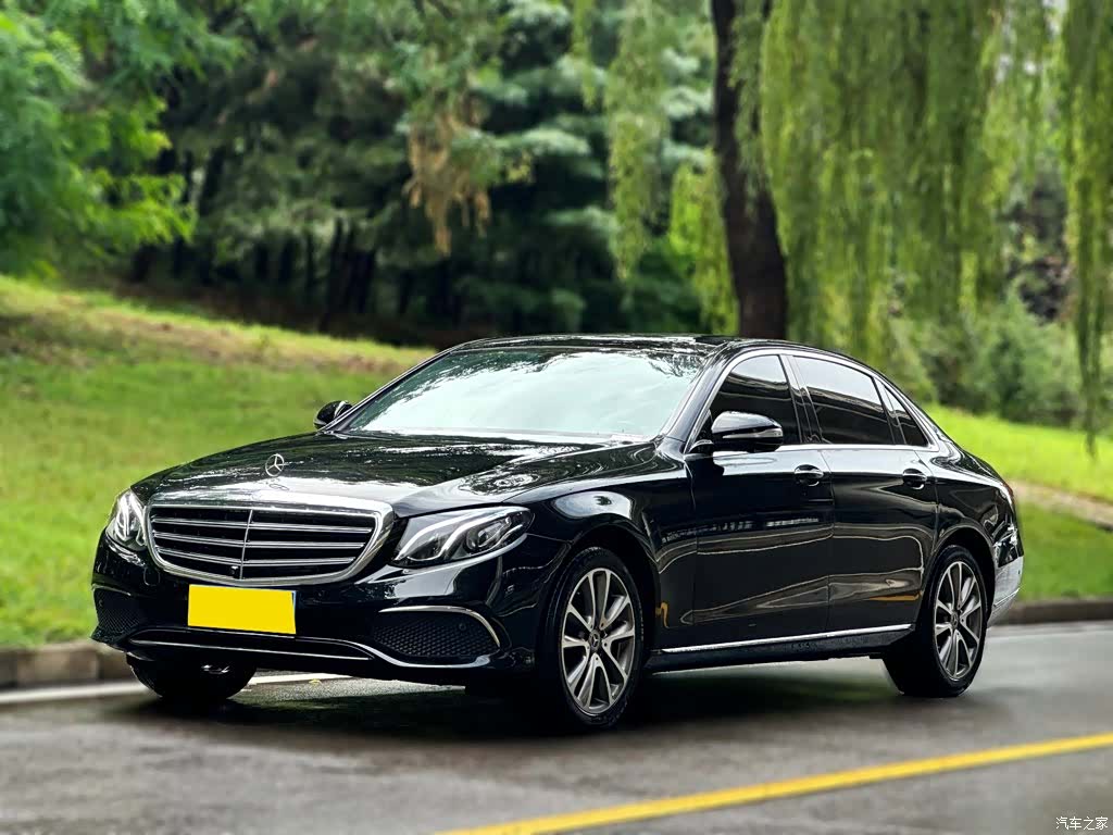 Mercedes-Benz E-Class, 2019 1