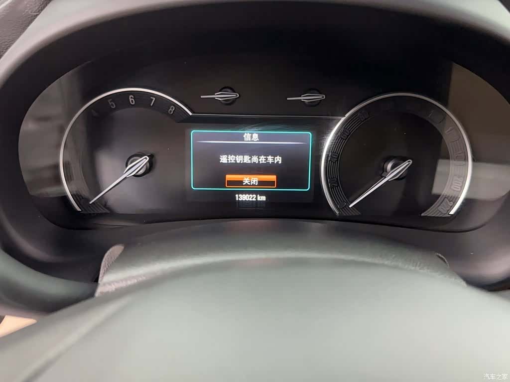 Buick GL8, 2017 все фото