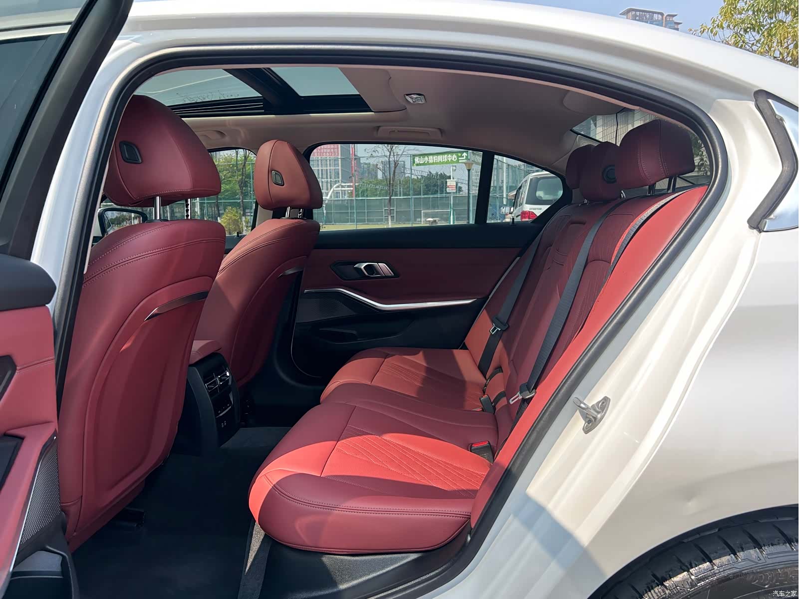 BMW 3 Series, 2024 35
