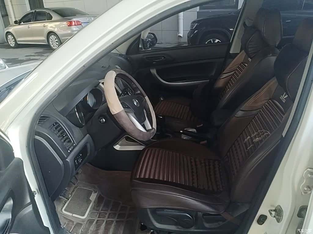 Changan CS35, 2014 22