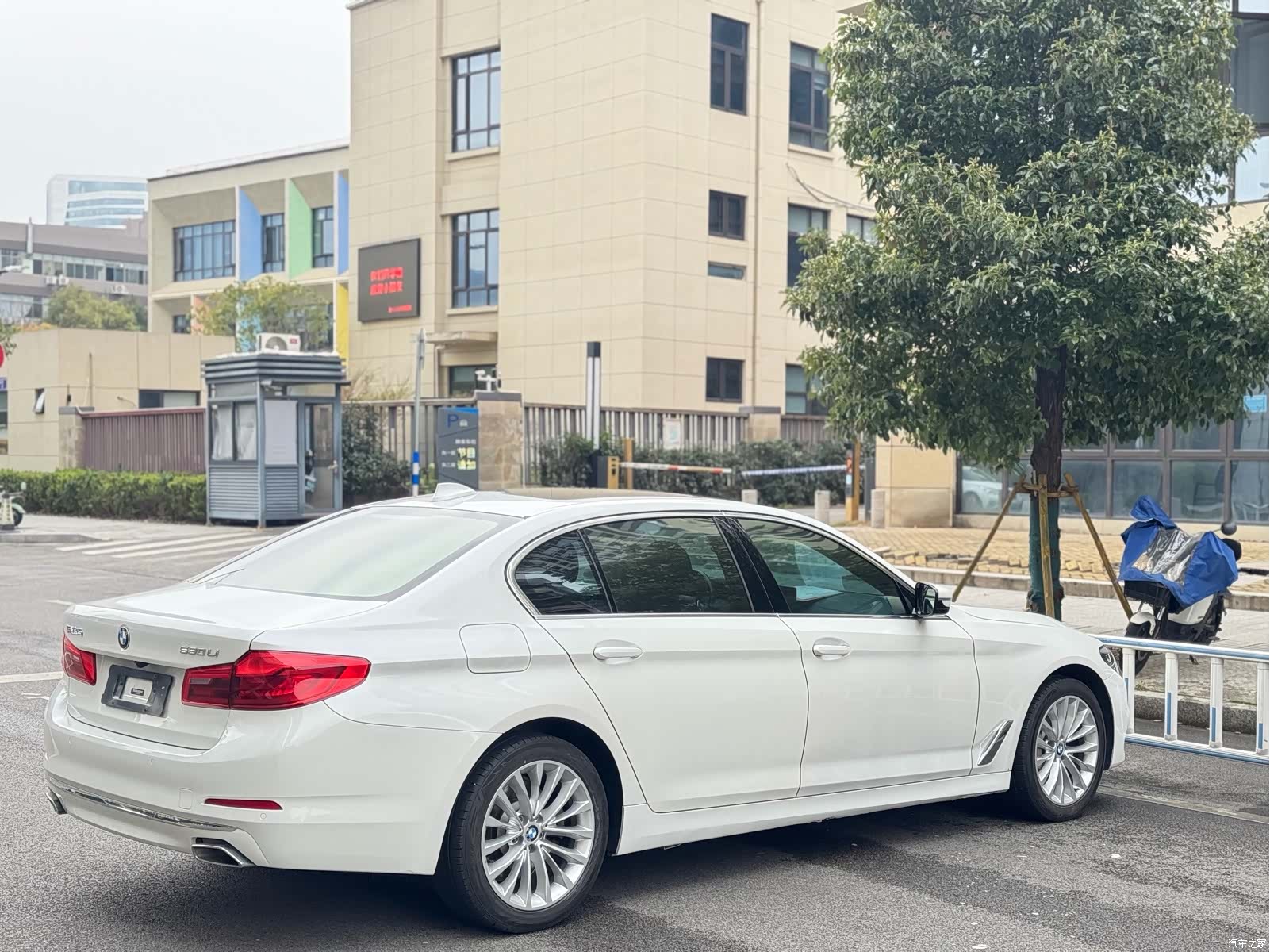 BMW 5 Series, 2019 6