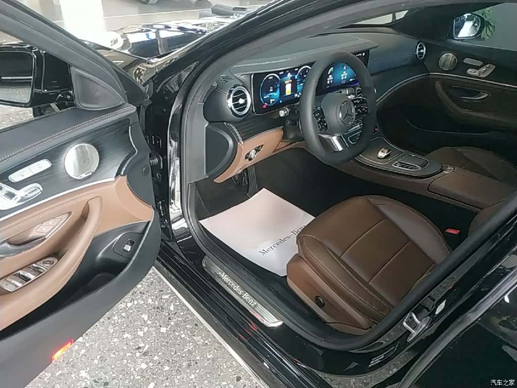 Mercedes-Benz E-Class, 2021 16