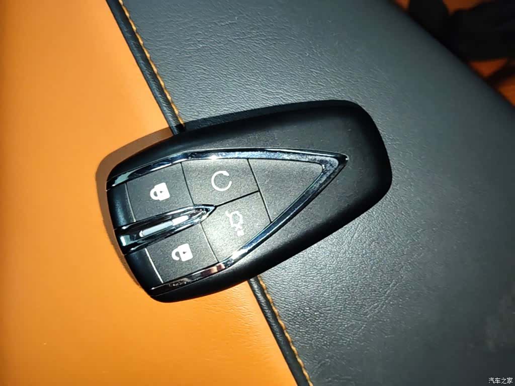 Changan UNI-V, 2024 9